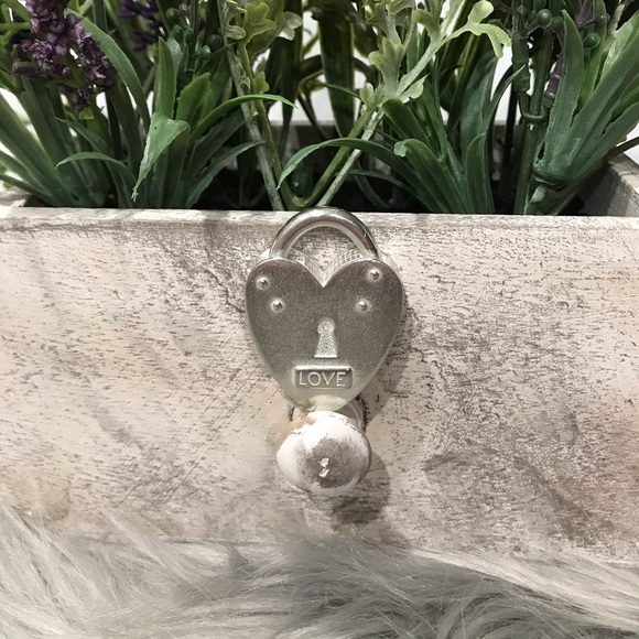Vilmain Other - 🆕 Vilmain Silver Heart lock
